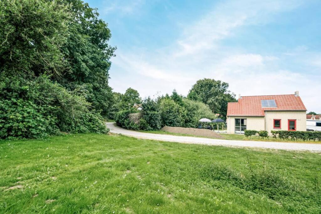 Vakantiehuis Tof Wellness Huis, Alles Nieuw, Gelegen Bij Meer. Ewijk